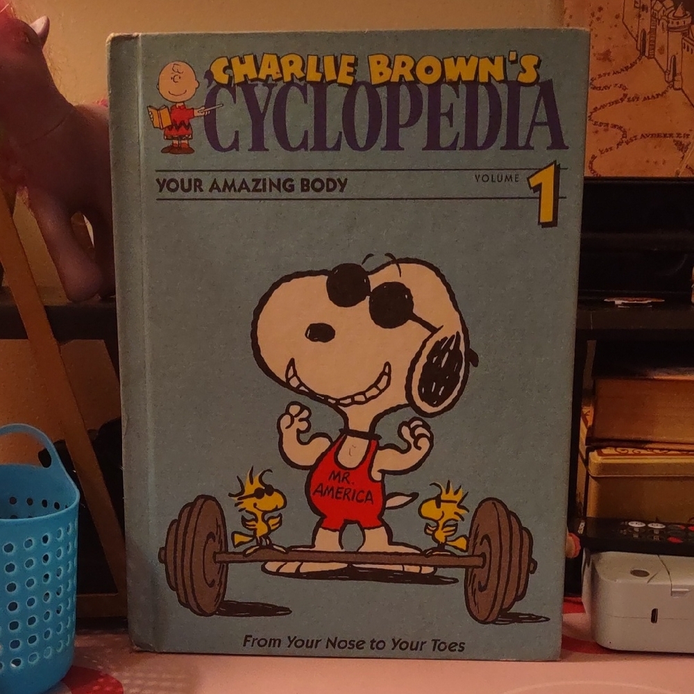 Charlie Brown's Cyclopedia Volume 1 Book
